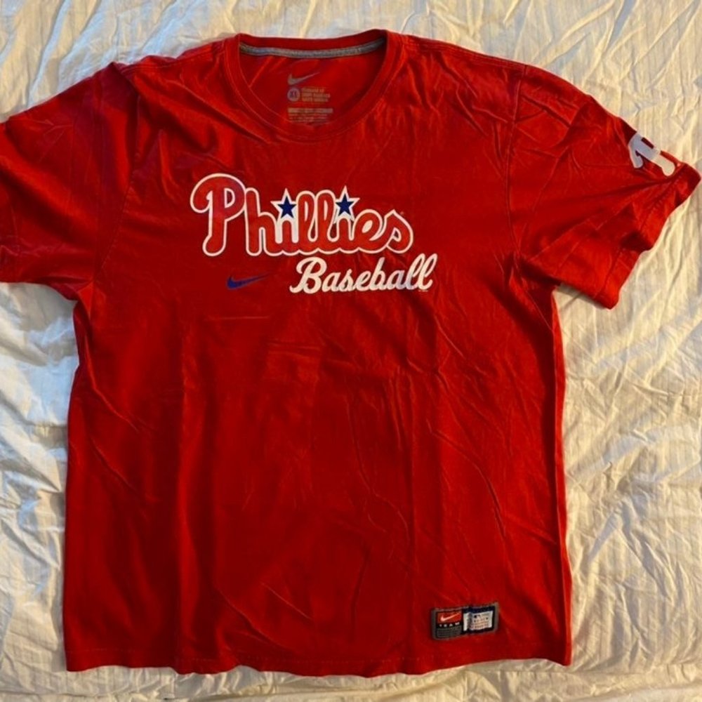 Nike Phillies Shirt